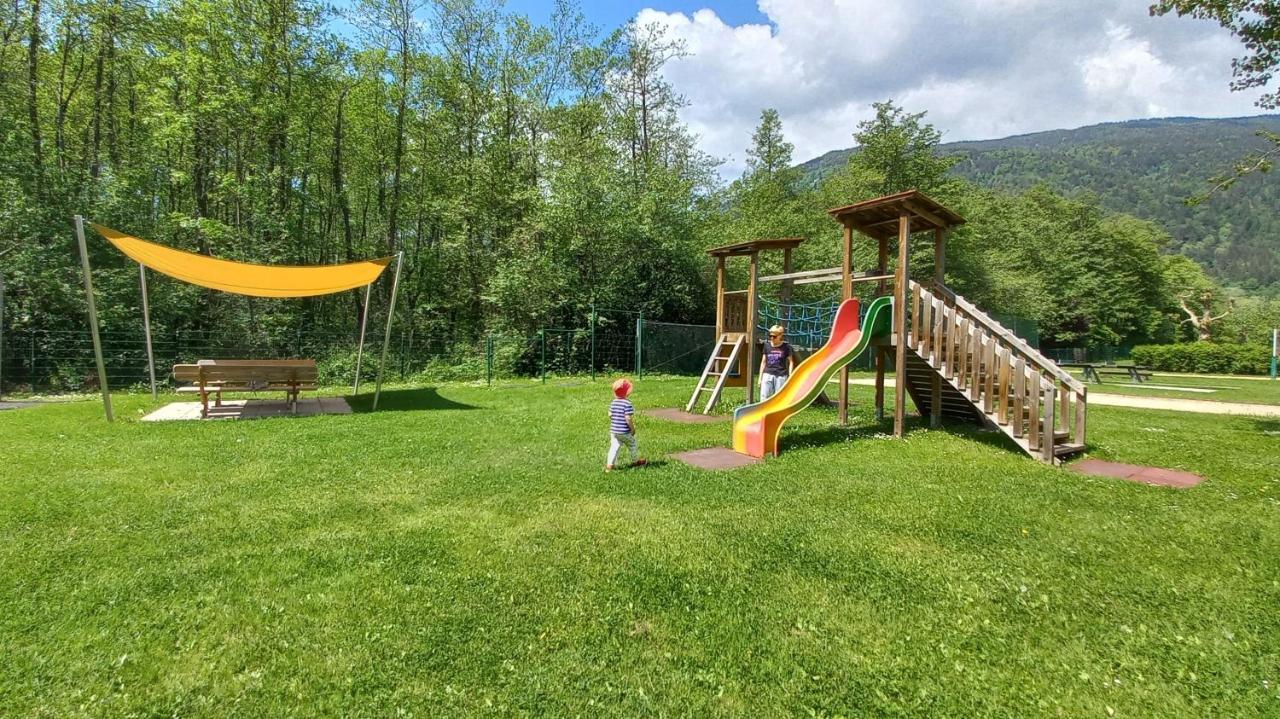 Kaspar Haus Kmb Seeblick Appartement Am Ossiacher See Mit Direktem Seezugang, Hallenbad Bodensdorf Buitenkant foto